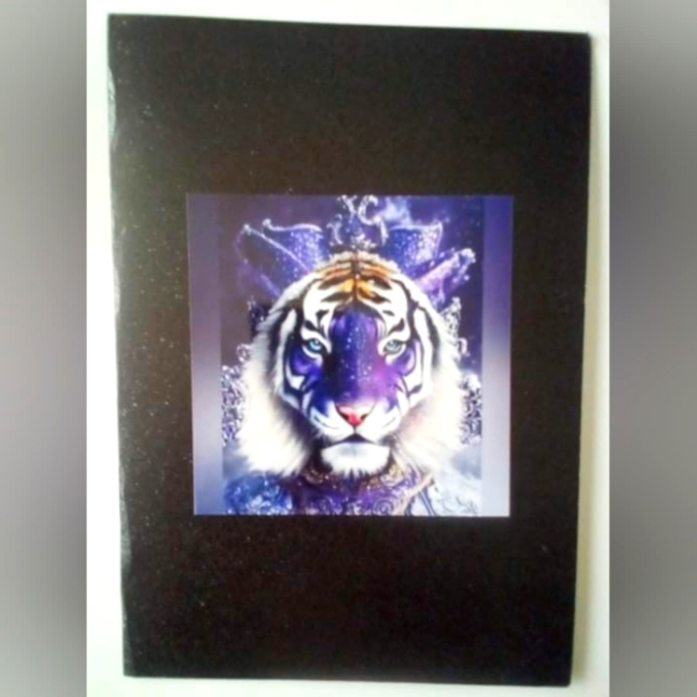 (2 diff) Lion portraits 💜